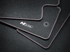 Ki tappetini in tessuto, velluto, N Line